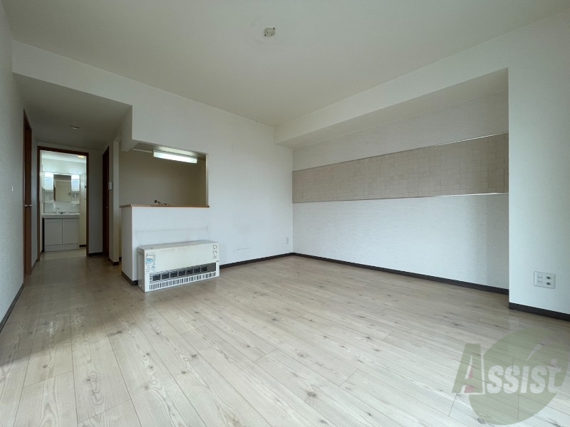 居室・リビング　広くてキレイなお部屋が広がっていて、充実した生活が送れそう。