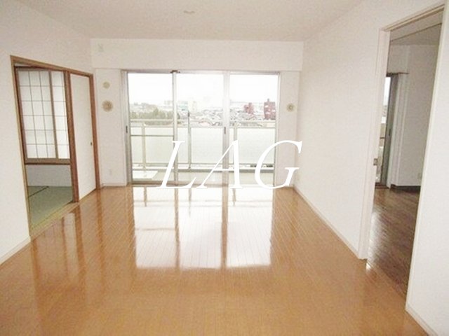 居室・リビング　洋室のお部屋です。