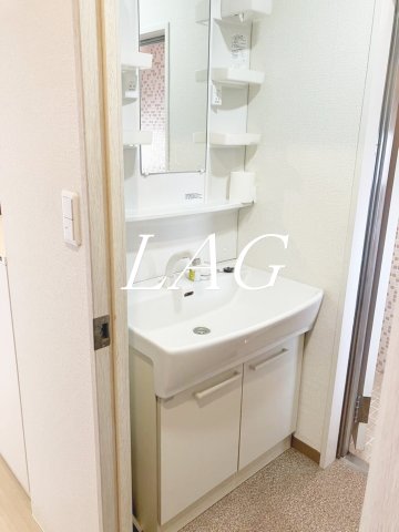 洗面設備　洗面台です。