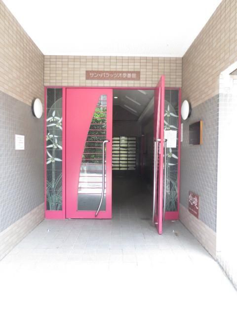 エントランス　★お問い合わせはタウンハウジングまで★