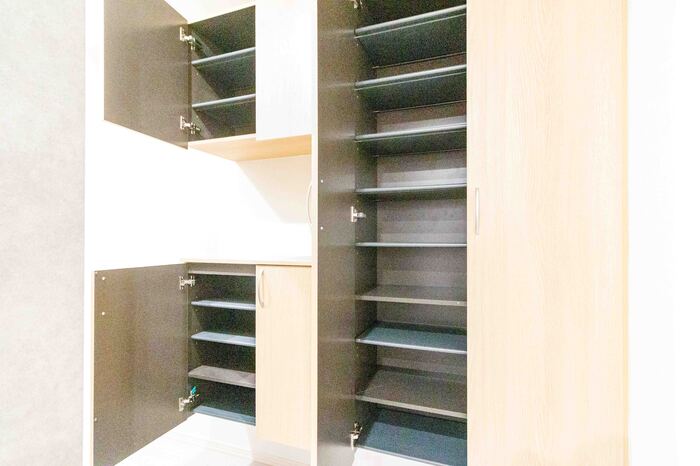 玄関　大容量のシューズBOX