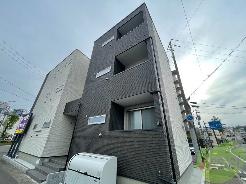 建物外観　仙台市太白区砂押南町「ＲＥＧＡＬＥＳＴ長町南ＭＴ」