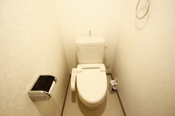 トイレ　※別部屋の写真です