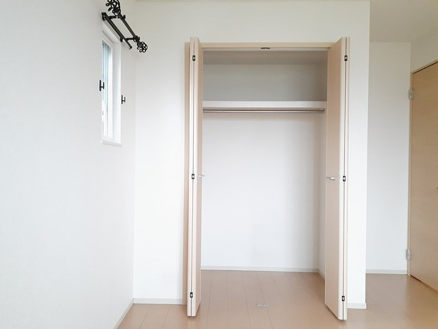 収納　クローゼット