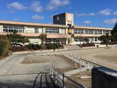 小学校　いわき市立四倉小学校（小学校）まで811m