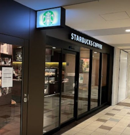 飲食店　スターバックスコーヒーアコルデ代々木上原店（飲食店）まで360m