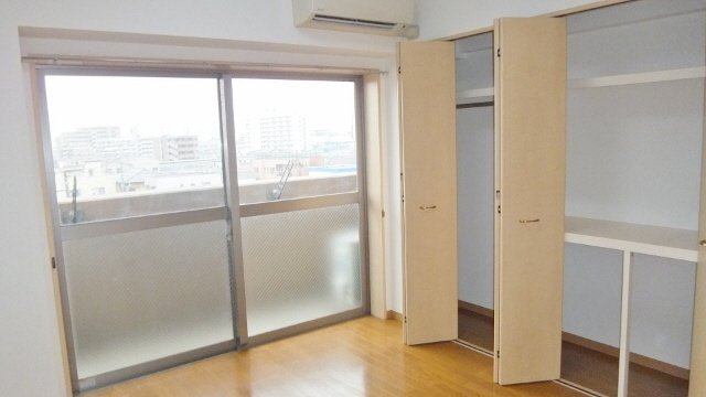 居室・リビング　インターネット対応です