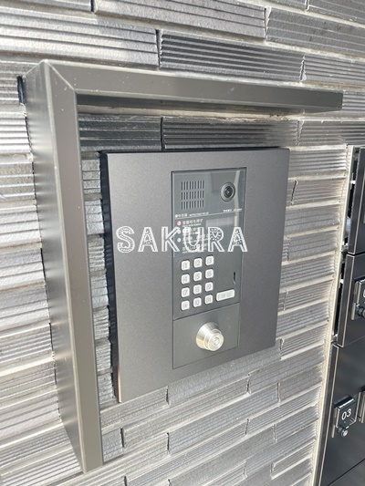 セキュリティ　不審者、勧誘員をシャットアウトできるオートロックです♪