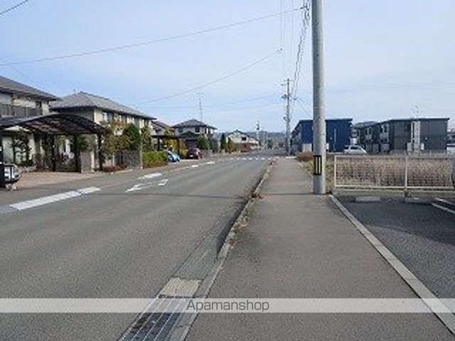 その他　周辺道路（その他）まで0m