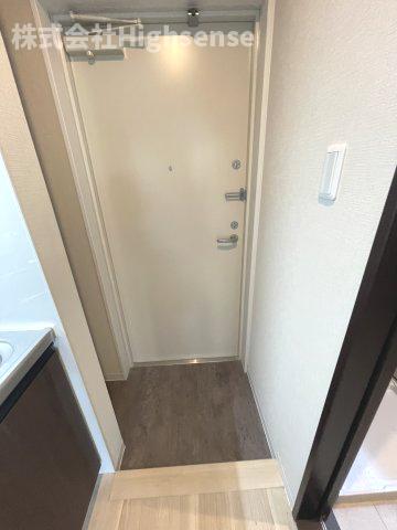 玄関　収納もある玄関です