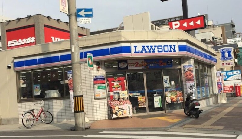 コンビニ　ローソン都島警察署前店（コンビニ）まで304m