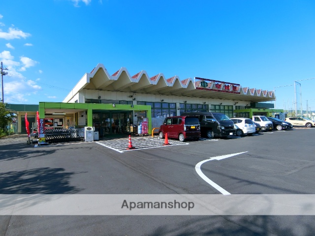 スーパー　中村屋木津店（スーパー）まで636m