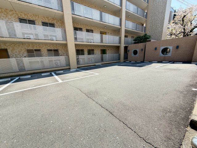駐車場　詳細は、RISUMO江坂本店までお問合せください♪