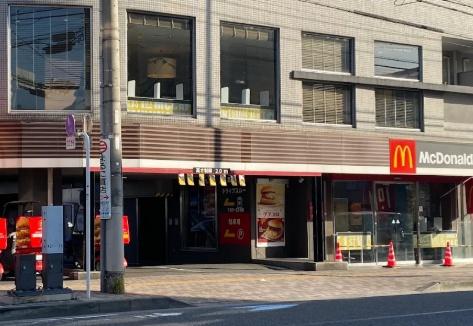 飲食店　マクドナルド登戸店（飲食店）まで246m
