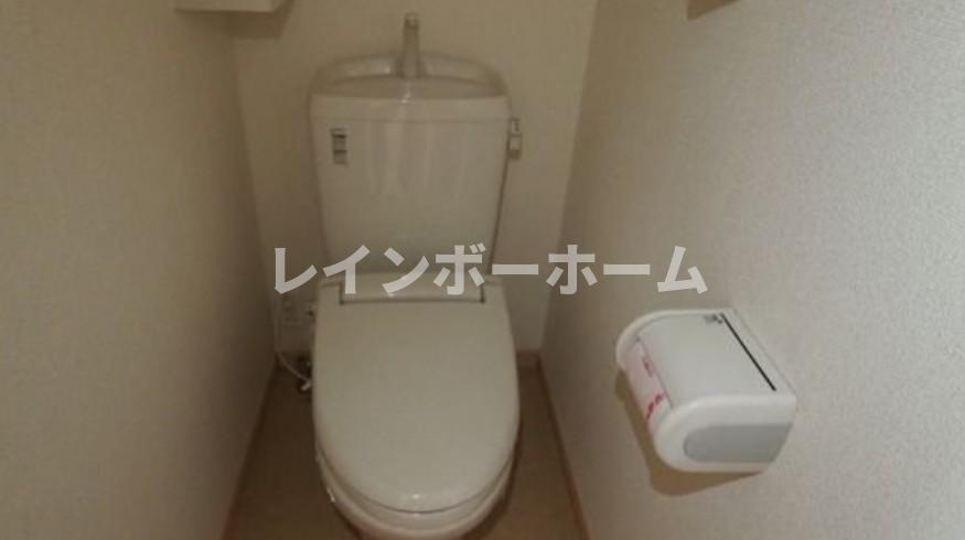 トイレ　落ち着いたトイレです
