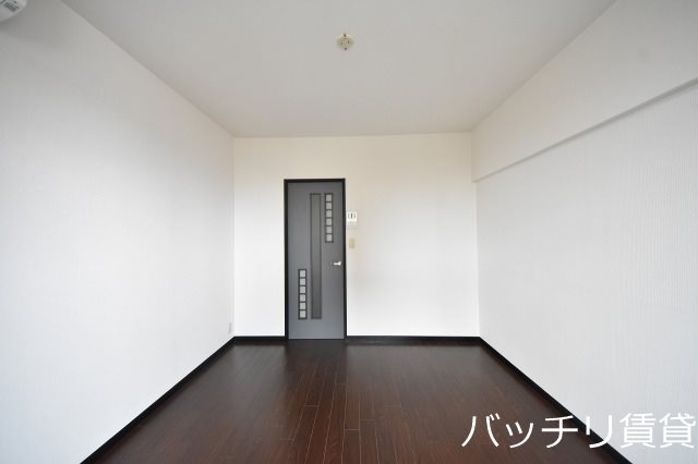 居室・リビング　別号室イメージの為、現状を優先致します