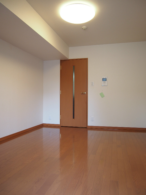 その他部屋・スペース　フローリング6帖