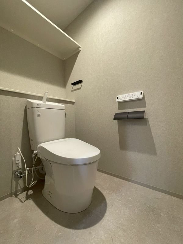 トイレ　※別部屋参考写真となります。