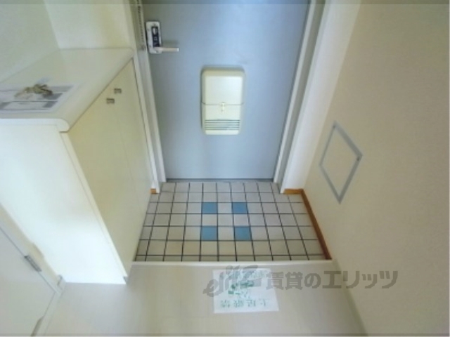 玄関　ダイニングキッチン