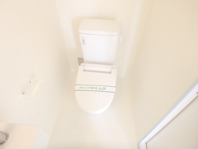 トイレ　別号室参考写真