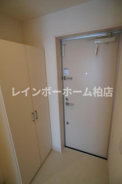 玄関　シューズボックスがあります