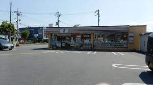 コンビニ　セブンイレブン守山吉身5丁目店（コンビニ）まで637m