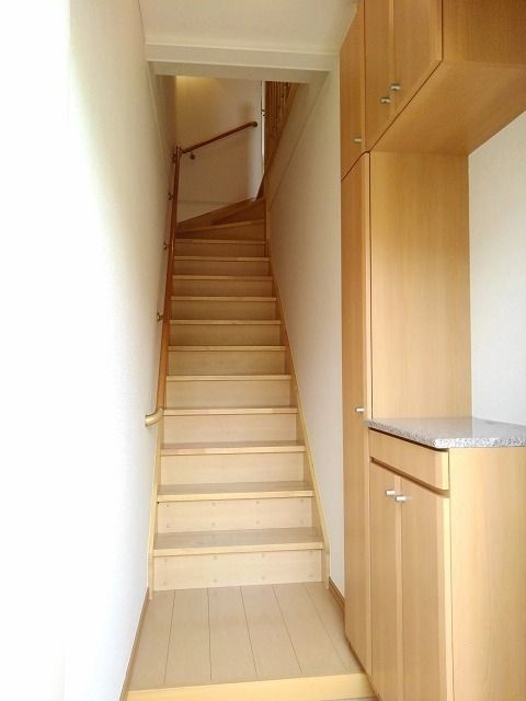 玄関　★大きな下駄箱あります★