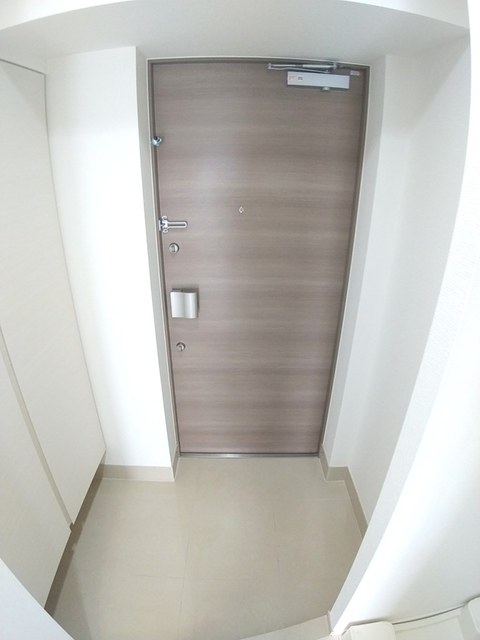 玄関　同仕様タイプ