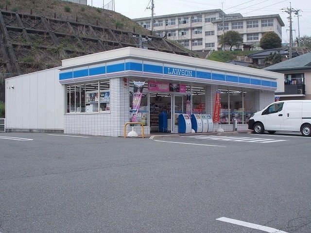 コンビニ　ローソン新南陽土井一丁目店（コンビニ）まで1300m