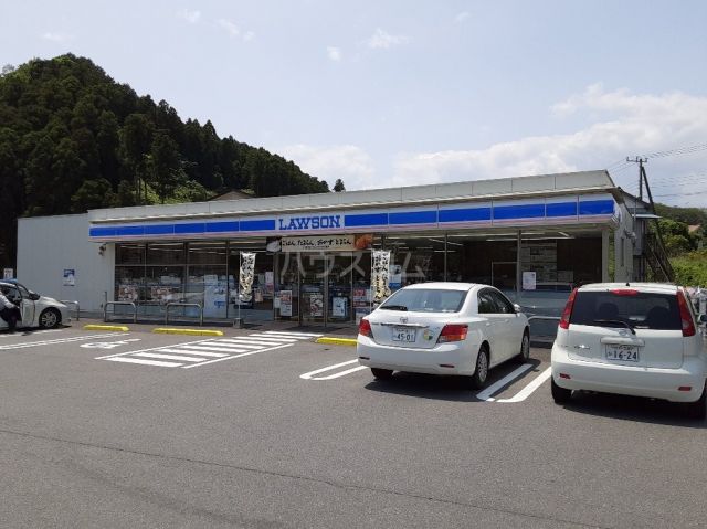 コンビニ　ローソン北茨城大津町店（コンビニ）まで602m