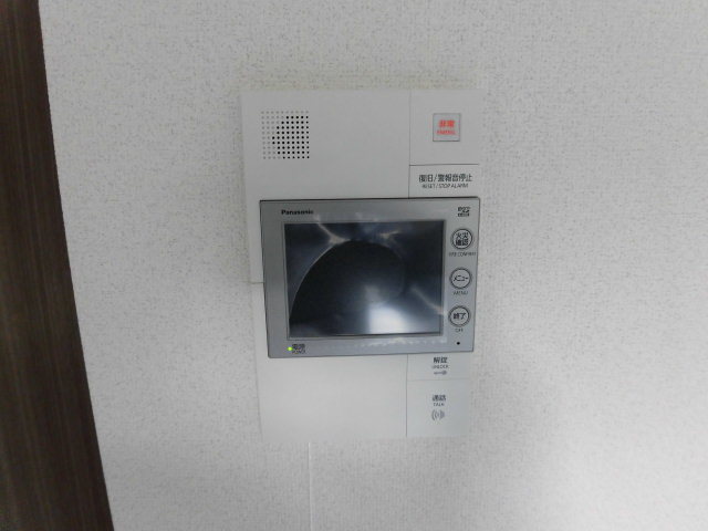 セキュリティ　モニター付きインターホンなのでセキュリティー面もばっちりです