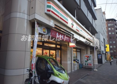 コンビニ　セブン-イレブン渋谷東3丁目店（コンビニ）まで290m