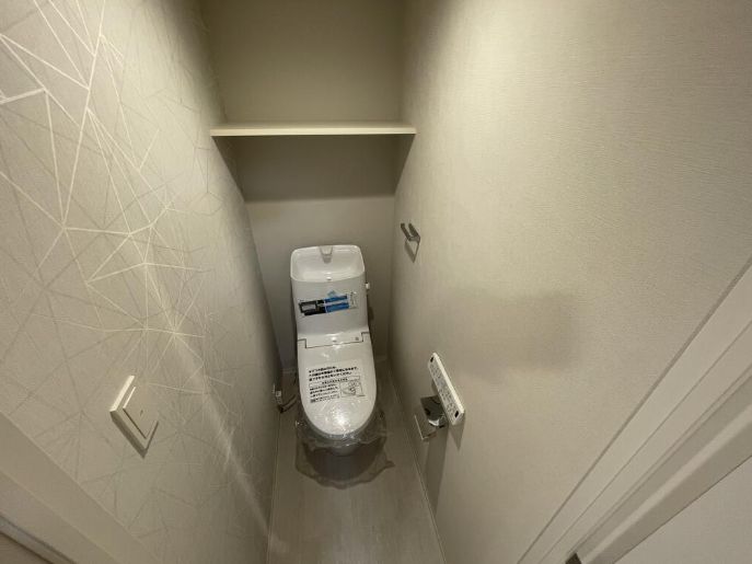 トイレ　別号室参考写真