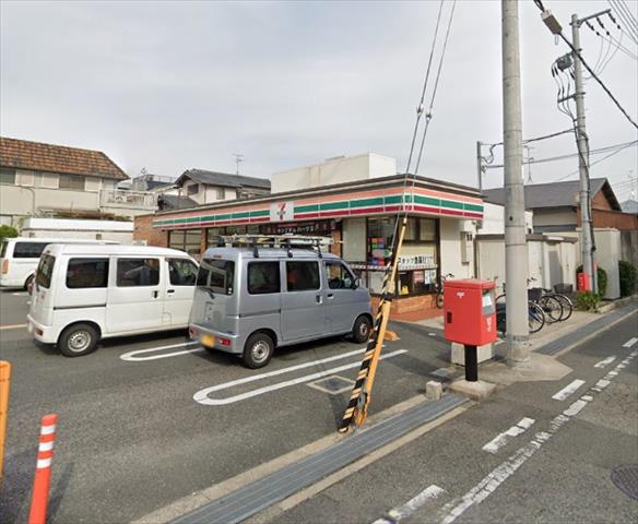 コンビニ　セブンイレブン（コンビニ）まで269m