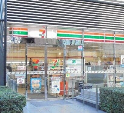 コンビニ　セブンイレブン銀座1丁目店（コンビニ）まで182m