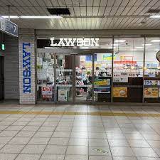 コンビニ　ローソン 新富町メトロピア店（コンビニ）まで685m