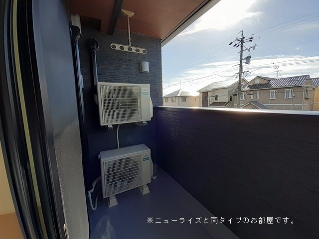 バルコニー　お洗濯にも便利なバルコニー付き