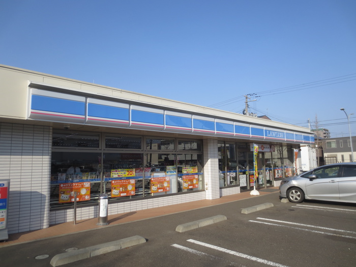 コンビニ　ローソン（コンビニ）まで271m