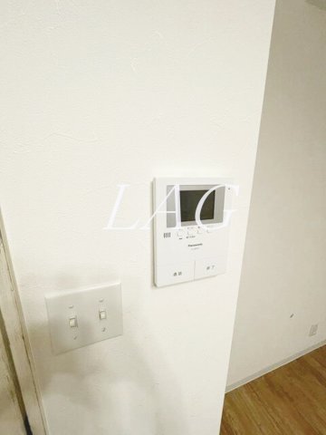 セキュリティ　モニター付きインターフォンです。
