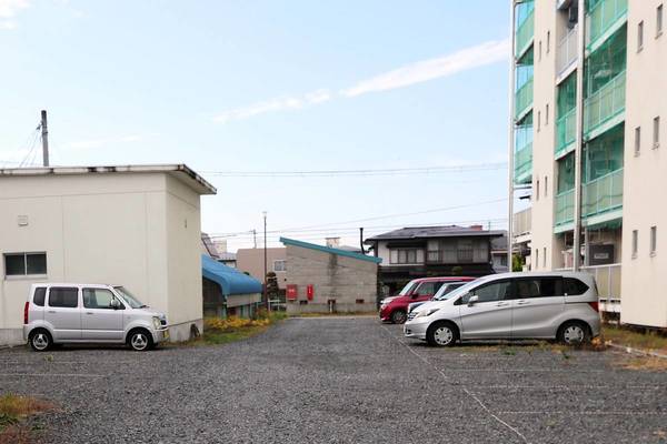 駐車場　駐車場完備です