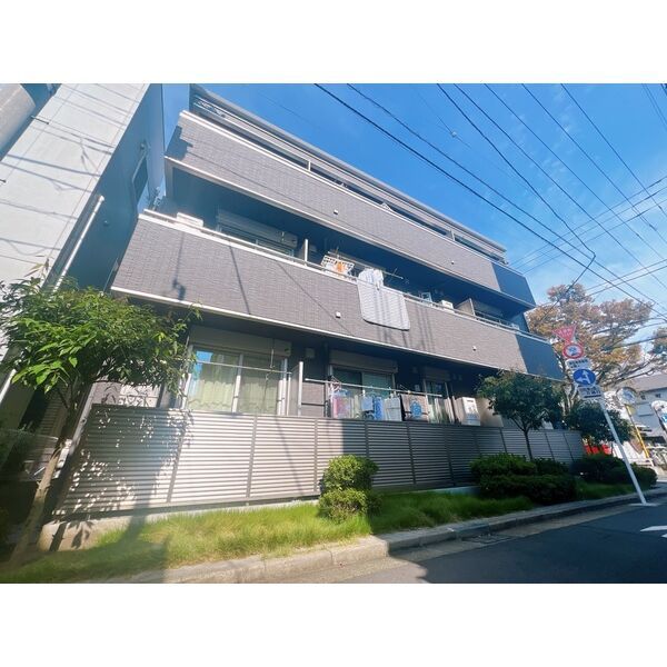 エントランス　毎日通るエントランス♪