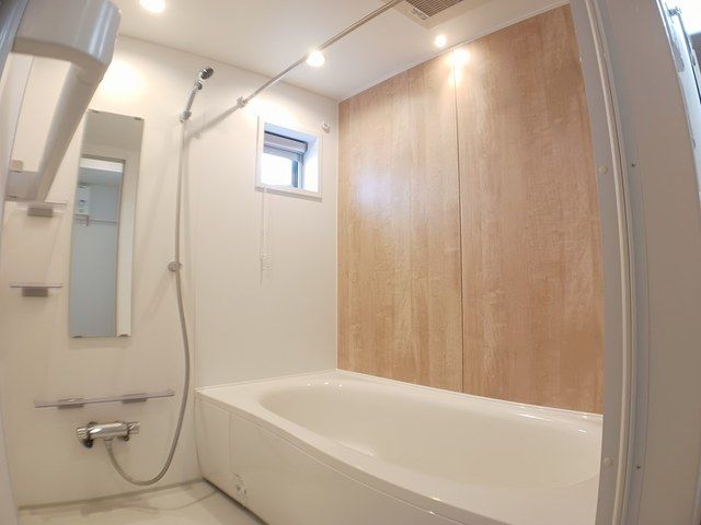 バス・シャワールーム　お風呂で日々の疲れを落としましょう