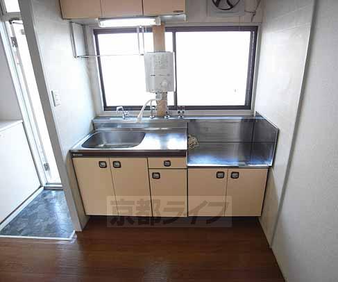 キッチン　２口コンロ設置可能です