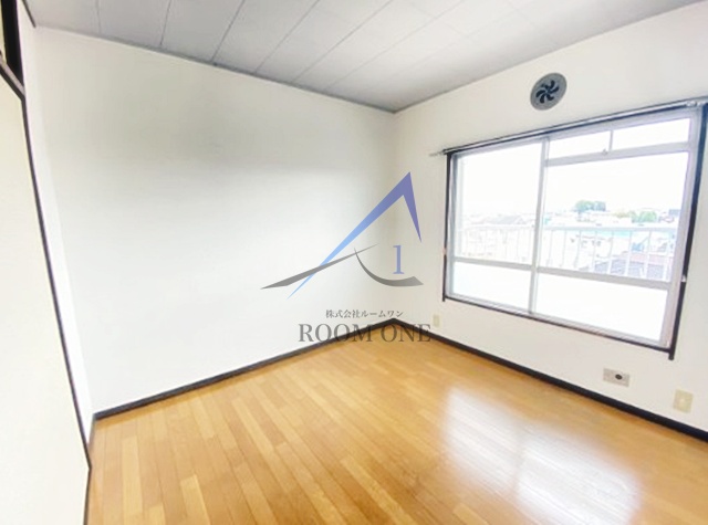 居室・リビング　洋室のお部屋です。