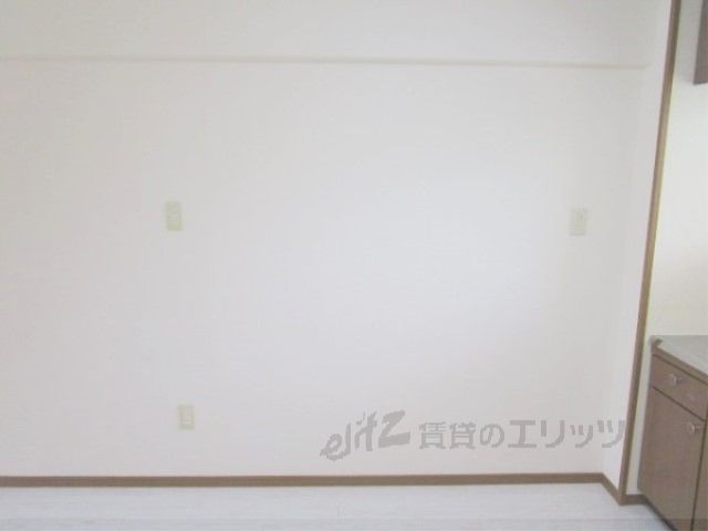 その他設備　冷蔵庫置場