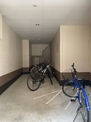 駐車場　駐輪場