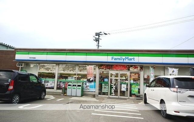 コンビニ　ファミリーマート筑前原地蔵店（コンビニ）まで650m