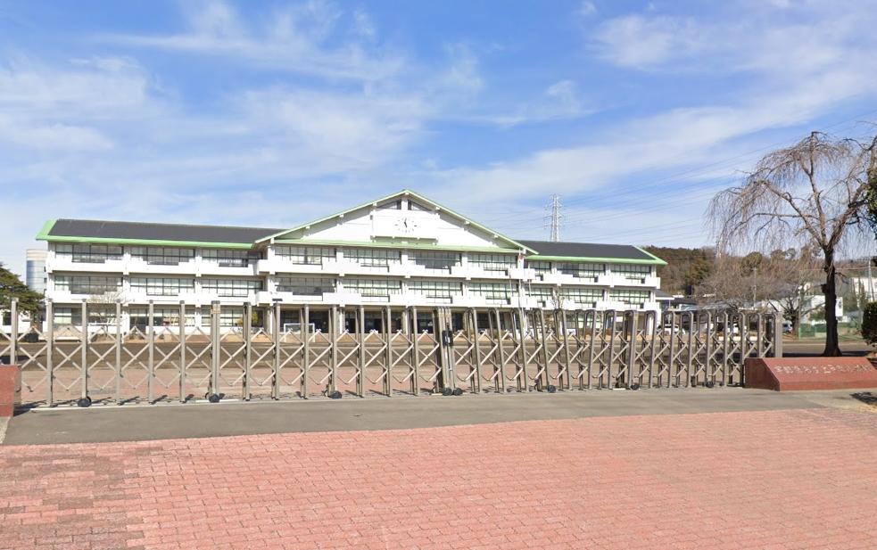 小学校　宇都宮市立上戸祭小学校（小学校）まで334m
