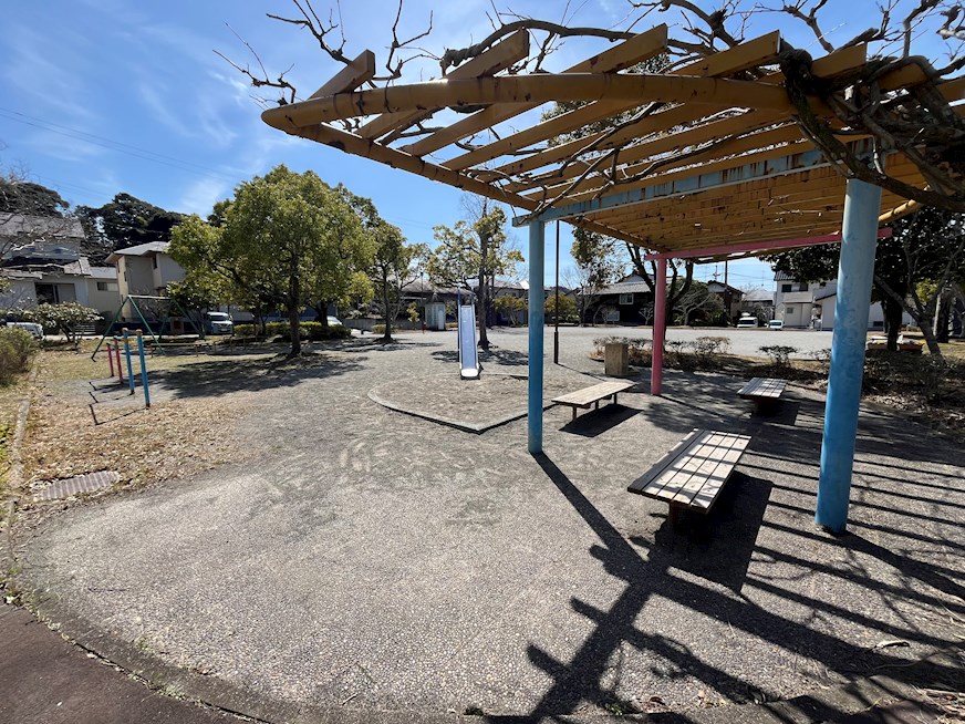 公園　すぎや公園（公園）まで137m