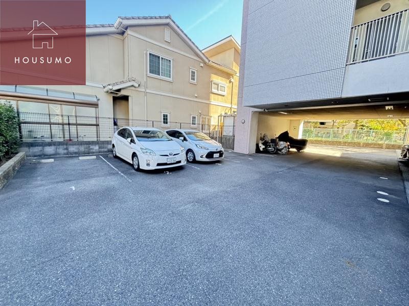 駐車場　駐車場があります